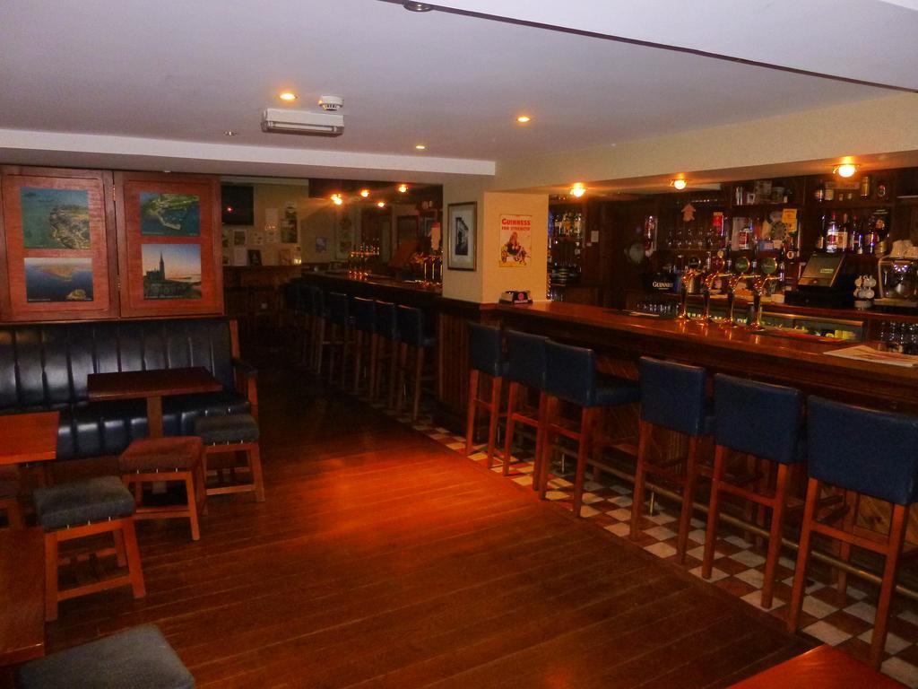 בליקוטון The Schooner Tavern מראה חיצוני תמונה